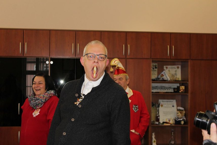 Im Handstreich B&uuml;rgermeistersitz erobert