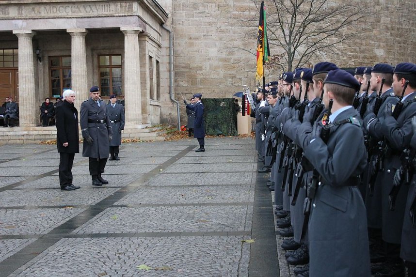 &Ouml;ffentliche Vereidigung in Sondershausen