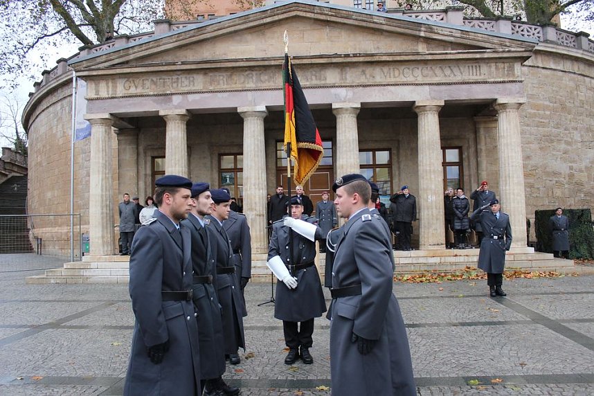 &Ouml;ffentliche Vereidigung in Sondershausen