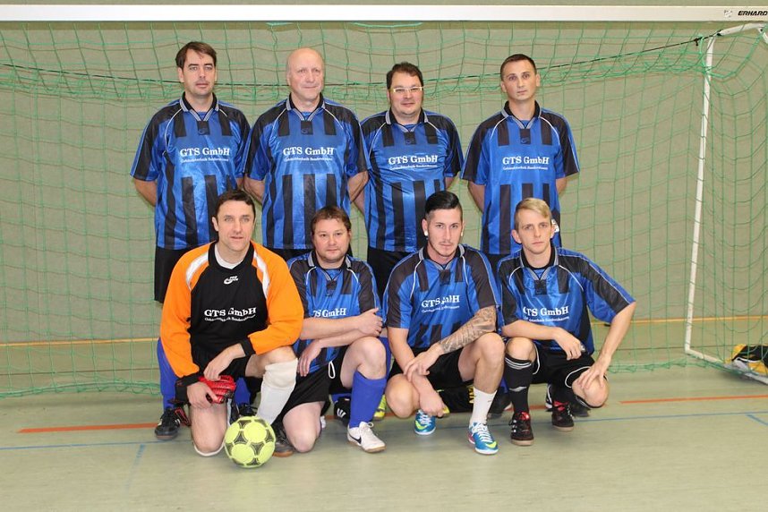 Titelverteidiger klar erfolgreich