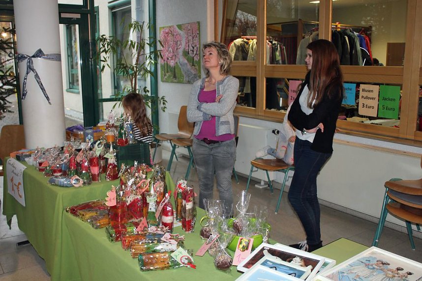 Gemeinsamer Weihnachtsmarkt