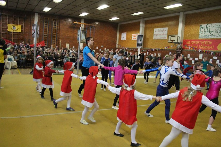 Start des Weihnachtsturnens