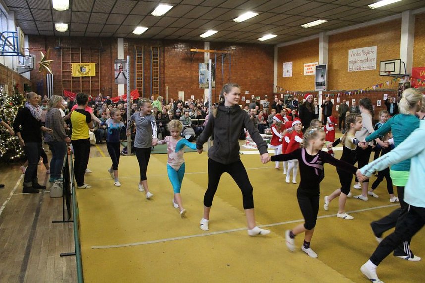 Start des Weihnachtsturnens