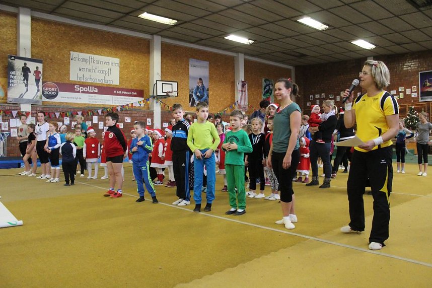 Start des Weihnachtsturnens