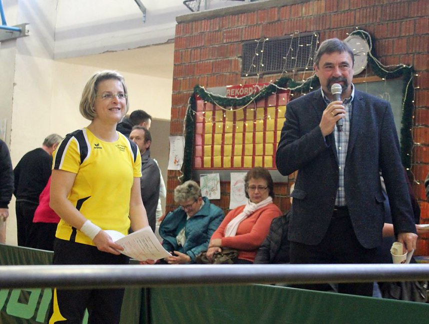 Weihnachtsturnen wird "erwachsen"