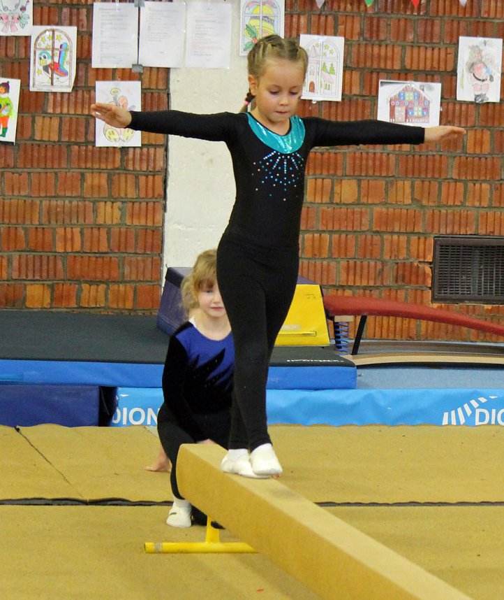 Weihnachtsturnen wird "erwachsen"