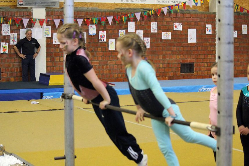 Weihnachtsturnen wird "erwachsen"