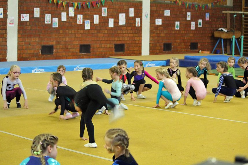 Weihnachtsturnen wird "erwachsen"