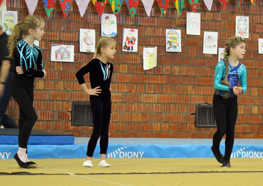 Weihnachtsturnen wird "erwachsen"