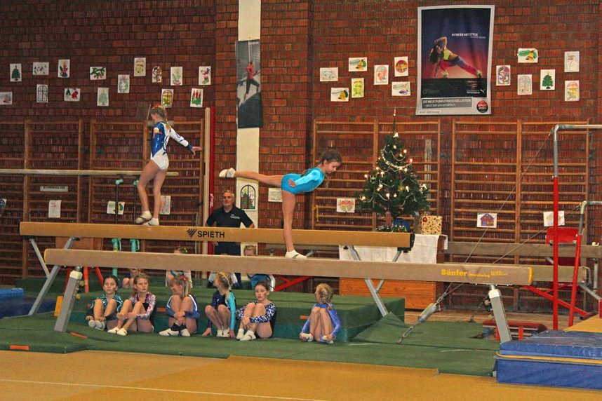 Weihnachtsturnen wird "erwachsen"