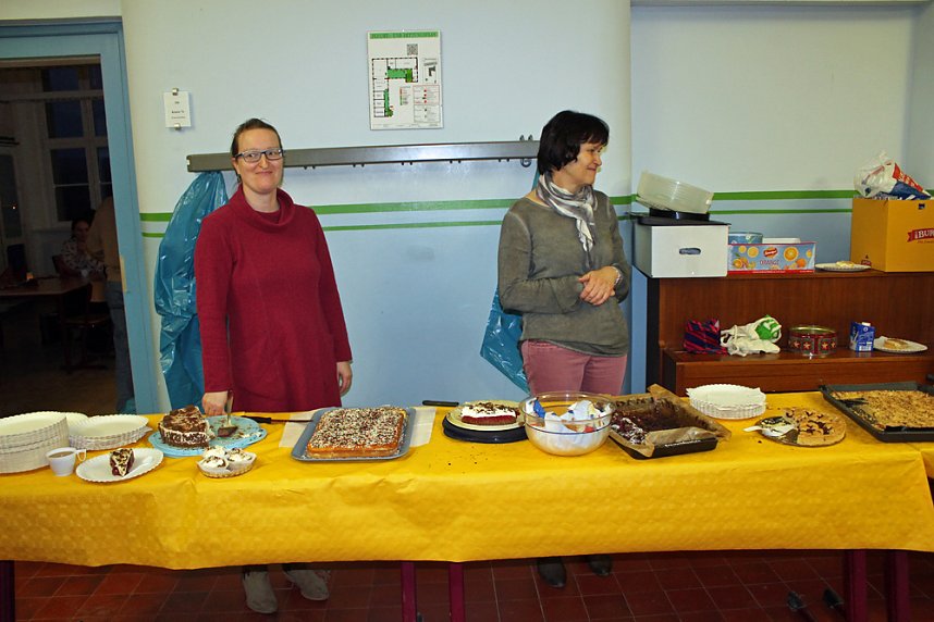 Begeisternde Weihnachtsfeier in der Schule