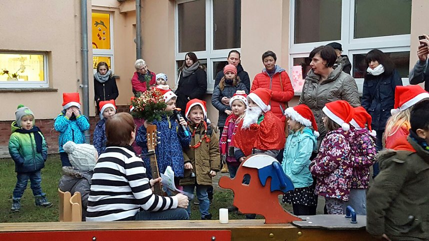 Weihnachtsmarkt in der Kita Bebraspatzen