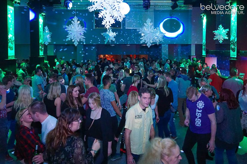 Party im Jugendclubhaus in Nordhausen - der Samstag