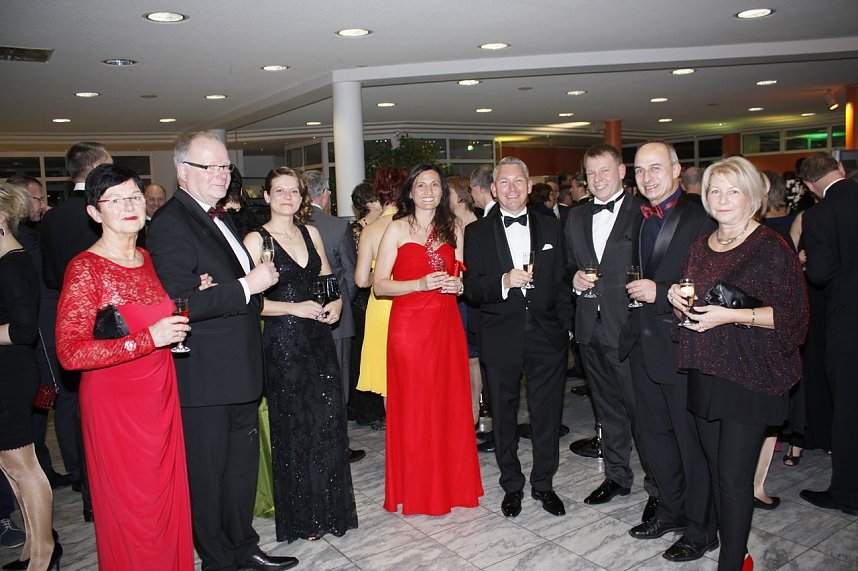 &Auml;rzte- und Apothekerball 2017