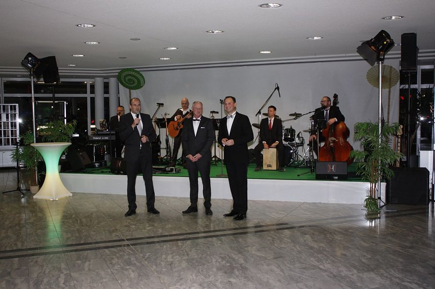 &Auml;rzte- und Apothekerball 2017