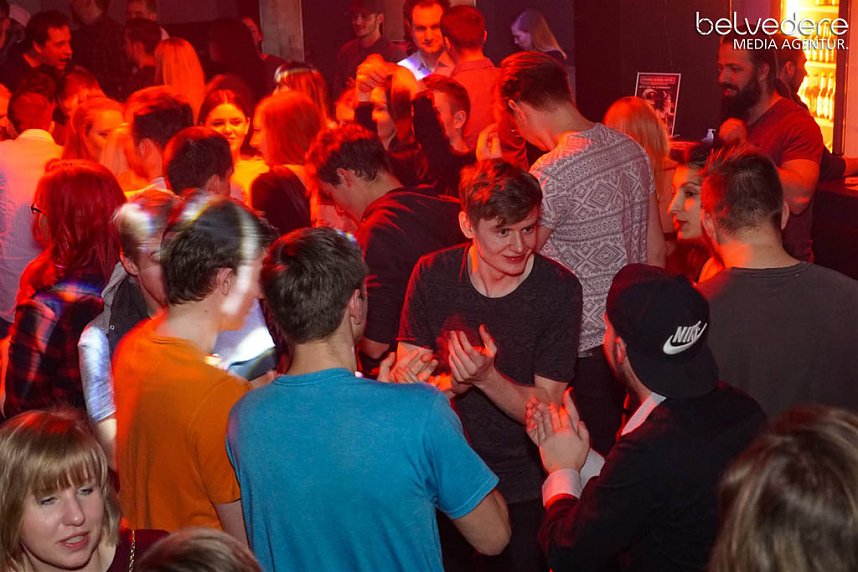 Party im Jugendclubhaus in Nordhausen - der Samstag