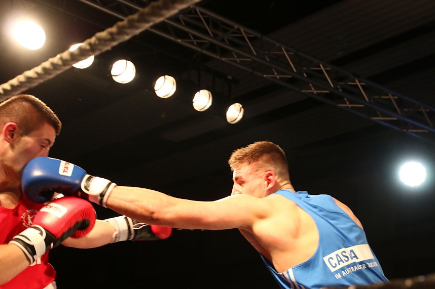 Grandiose Boxnacht in Nordhausen