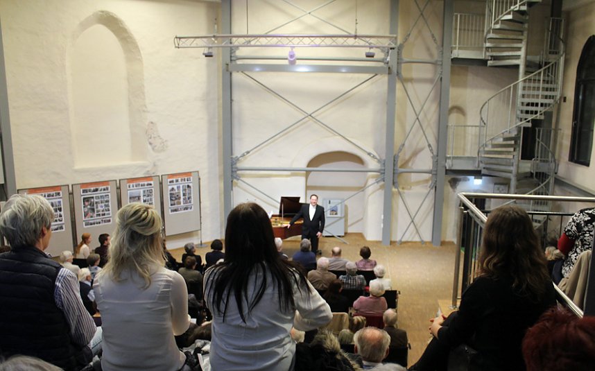 Winterreise bei Regenwetter