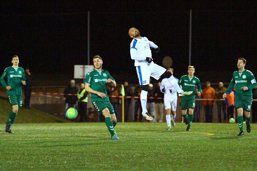 Wacker gewinnt gegen Sch&ouml;nberg