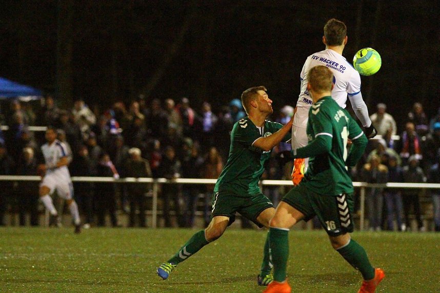 Wacker gewinnt gegen Sch&ouml;nberg