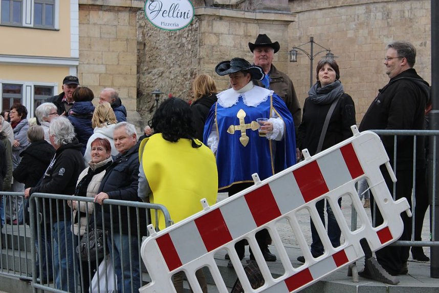 N&auml;rrinnen, Narren und schr&auml;ge Typen