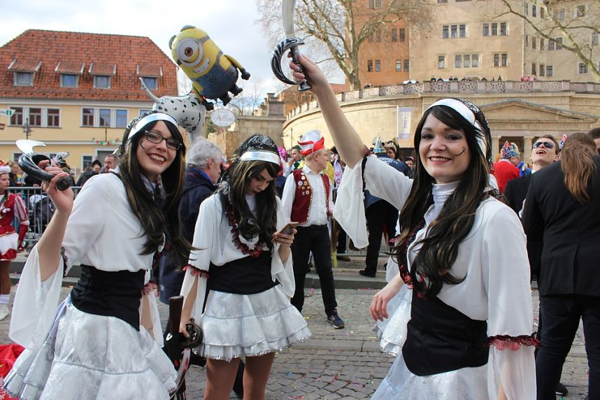 N&auml;rrinnen, Narren und schr&auml;ge Typen