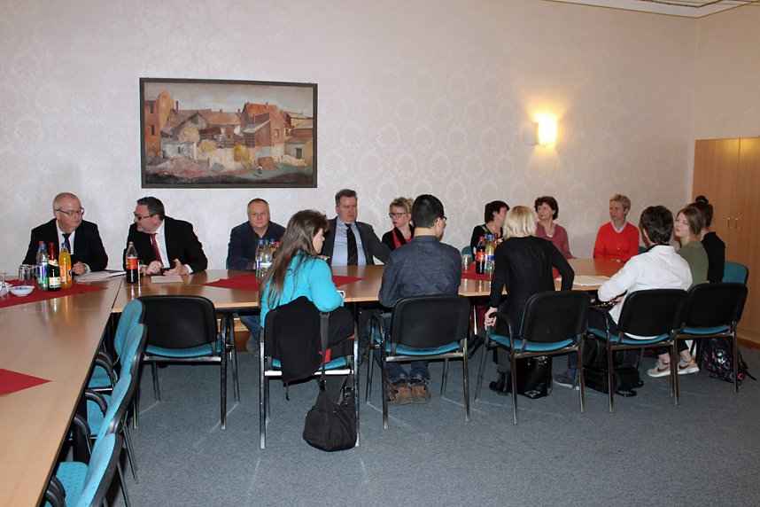 Vertrag f&uuml;r Franzbergschule unterzeichnet