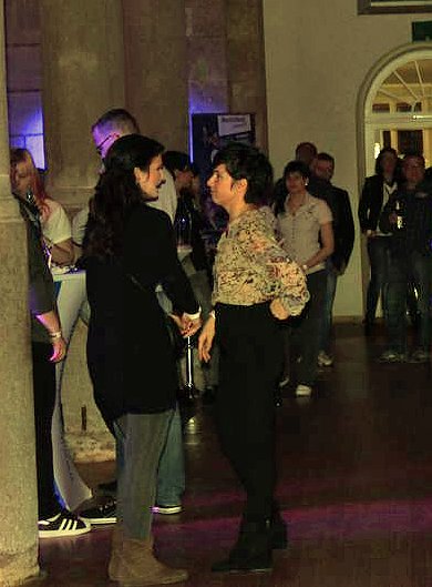 Bei der Party stand man Kopf