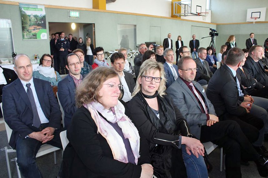 Gr&ouml;&szlig;ter Spatenstich f&uuml;r gr&ouml;&szlig;ten Eigenbau des Kyffh&auml;userkreises