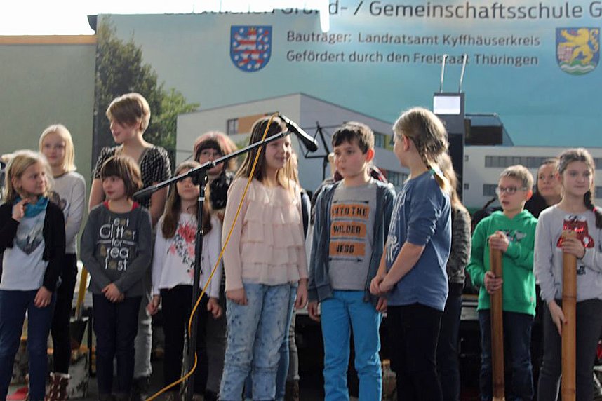 Gr&ouml;&szlig;ter Spatenstich f&uuml;r gr&ouml;&szlig;ten Eigenbau des Kyffh&auml;userkreises