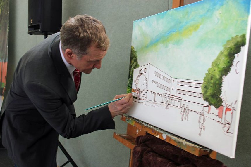 Gr&ouml;&szlig;ter Spatenstich f&uuml;r gr&ouml;&szlig;ten Eigenbau des Kyffh&auml;userkreises