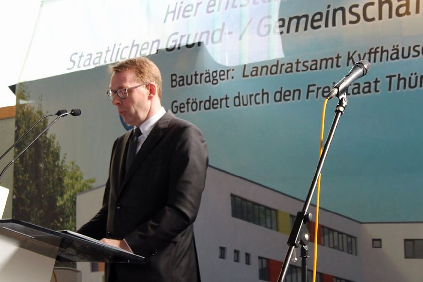 Gr&ouml;&szlig;ter Spatenstich f&uuml;r gr&ouml;&szlig;ten Eigenbau des Kyffh&auml;userkreises