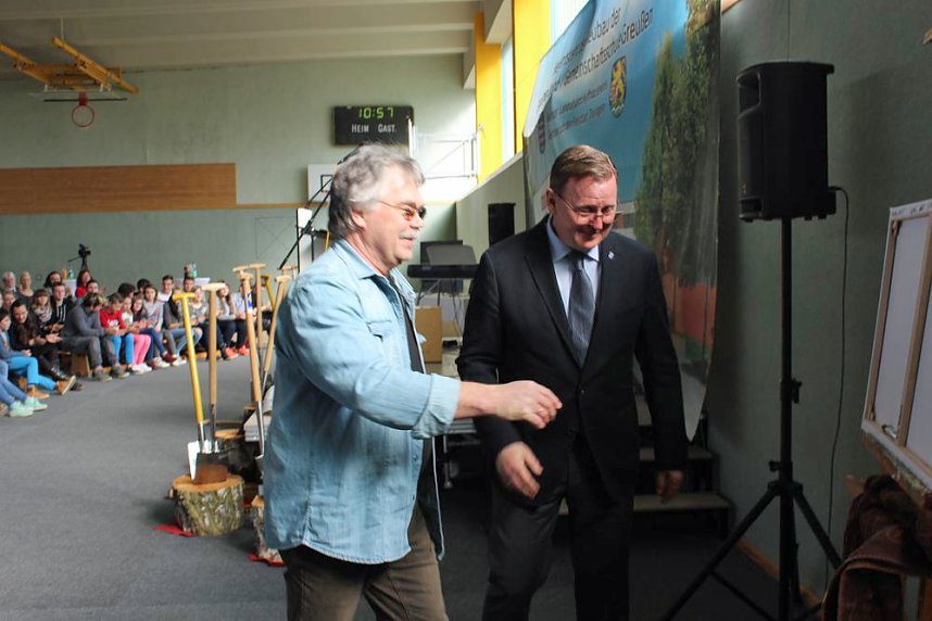 Gr&ouml;&szlig;ter Spatenstich f&uuml;r gr&ouml;&szlig;ten Eigenbau des Kyffh&auml;userkreises