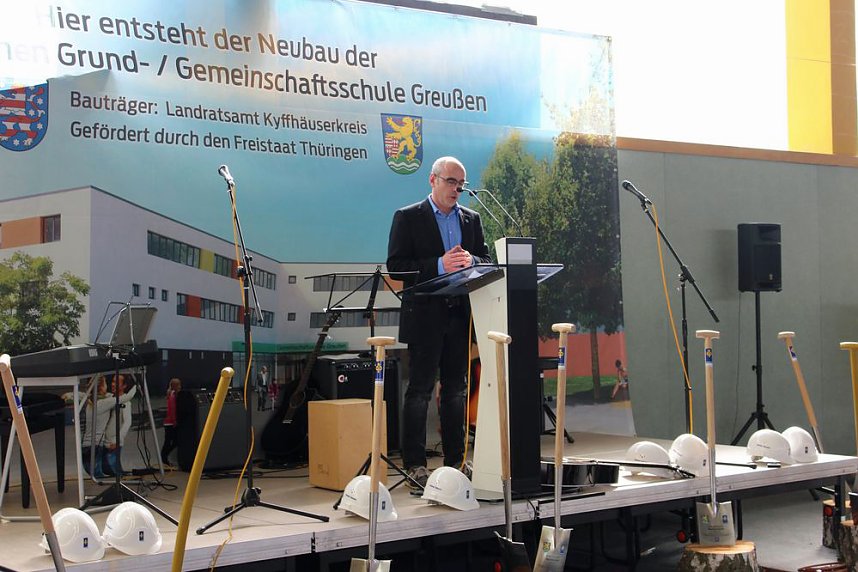 Gr&ouml;&szlig;ter Spatenstich f&uuml;r gr&ouml;&szlig;ten Eigenbau des Kyffh&auml;userkreises