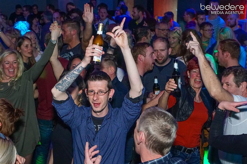 Live-Musik mit "Bartlos"