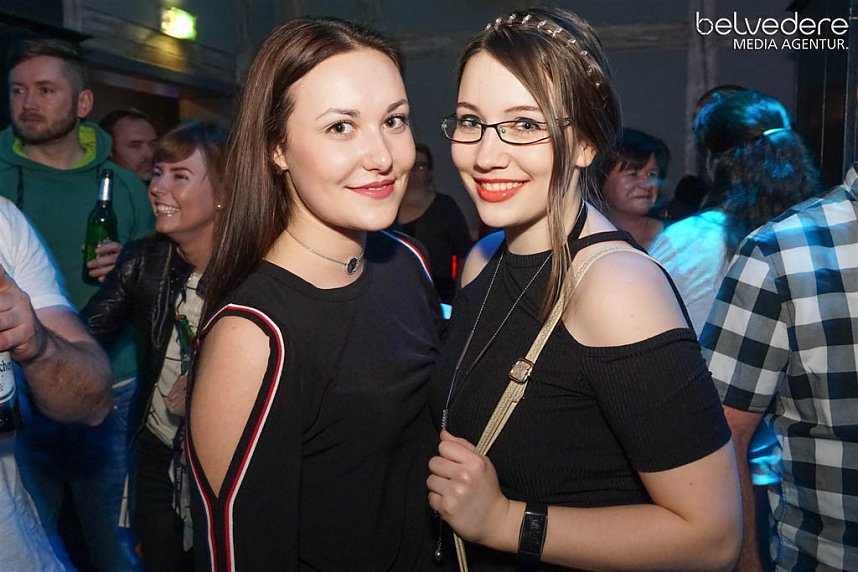 Live-Musik mit "Bartlos"