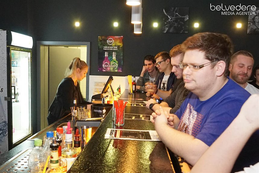 Live-Musik mit "Bartlos"