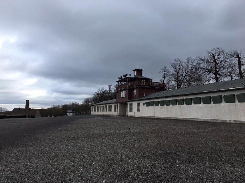 Nach den Fu&szlig;ball das wahre Leben.