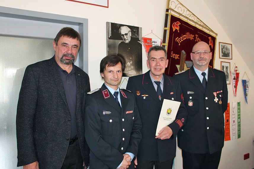 Viel los bei den Kameraden der FFW Jecha