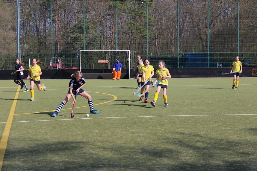 5. Strau&szlig;berger Hockey-Cup l&auml;uft