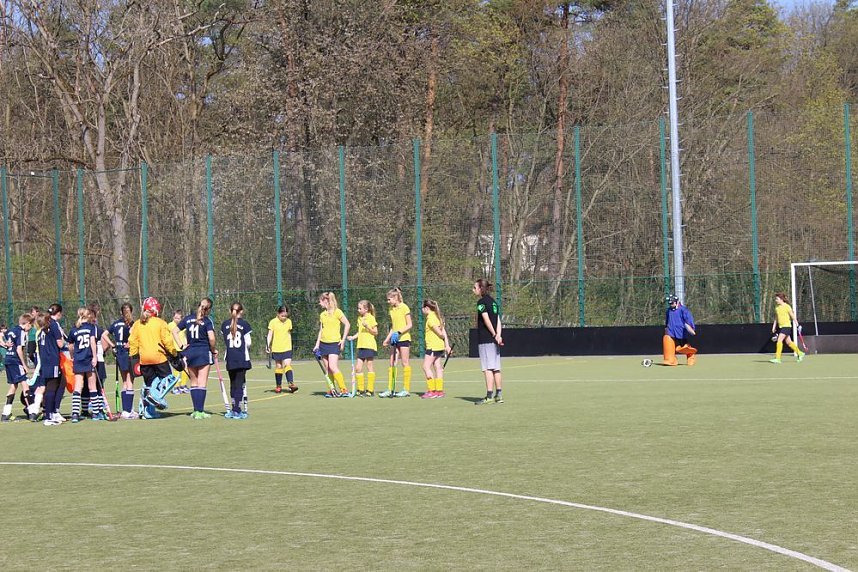 5. Strau&szlig;berger Hockey-Cup l&auml;uft