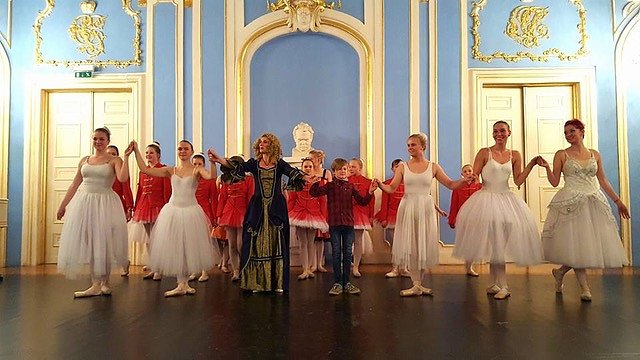 Neues aus dem Tanzstudio Radeva