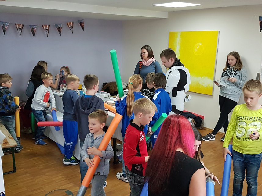 Spenden&uuml;bergabe im Kinderhospiz