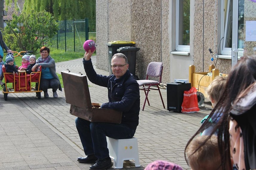 Arche Noah Kitas feierten