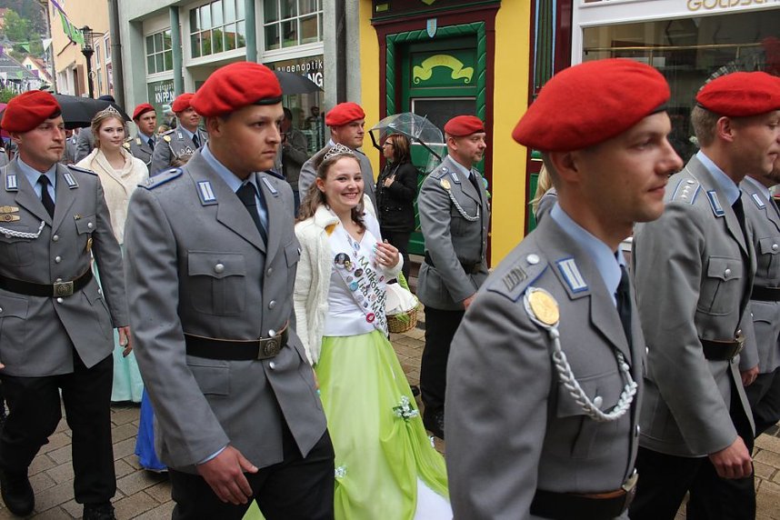 25. Fliederfester&ouml;ffnung und Verabschiedung Fliederk&ouml;nigin