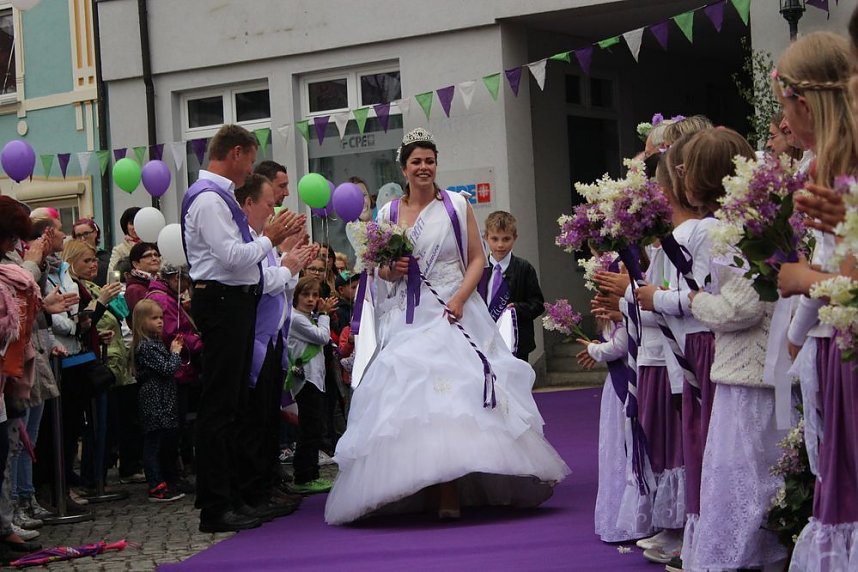 25. Fliederfester&ouml;ffnung und Verabschiedung Fliederk&ouml;nigin