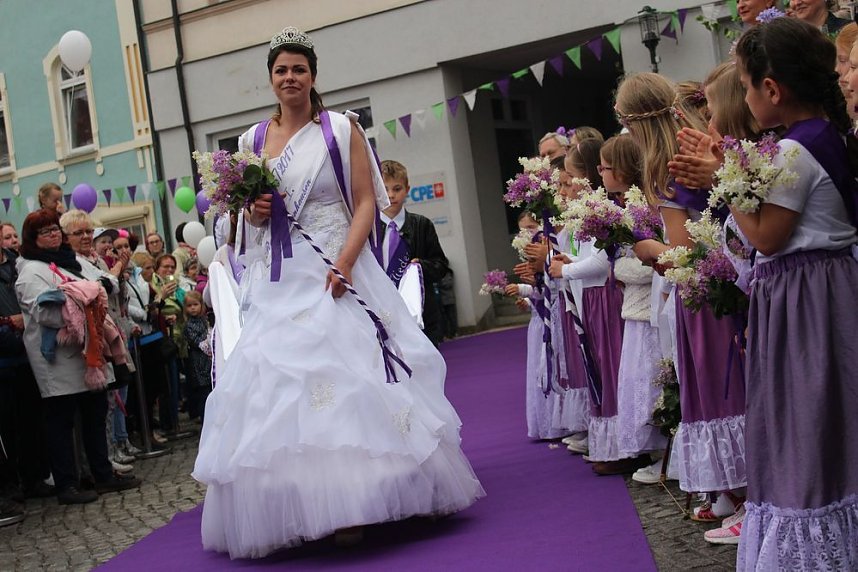 25. Fliederfester&ouml;ffnung und Verabschiedung Fliederk&ouml;nigin