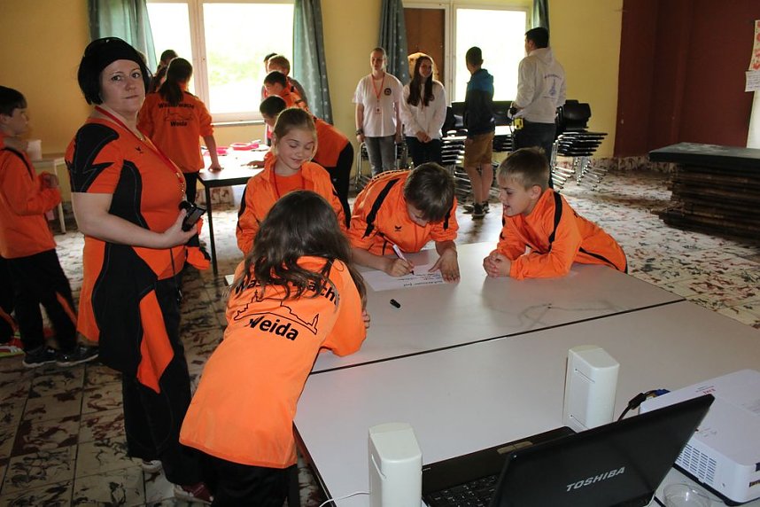 Wettbewerbe im Zeichen der Roten Hand