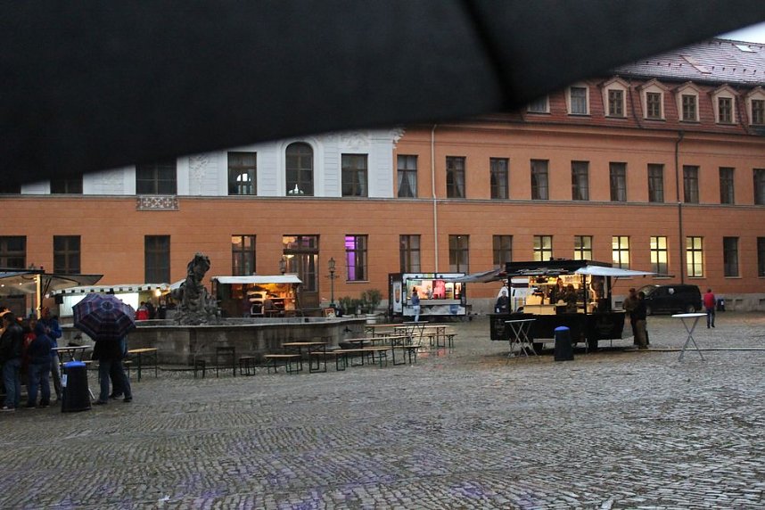 Feuchter Beginn beim Residenzfest