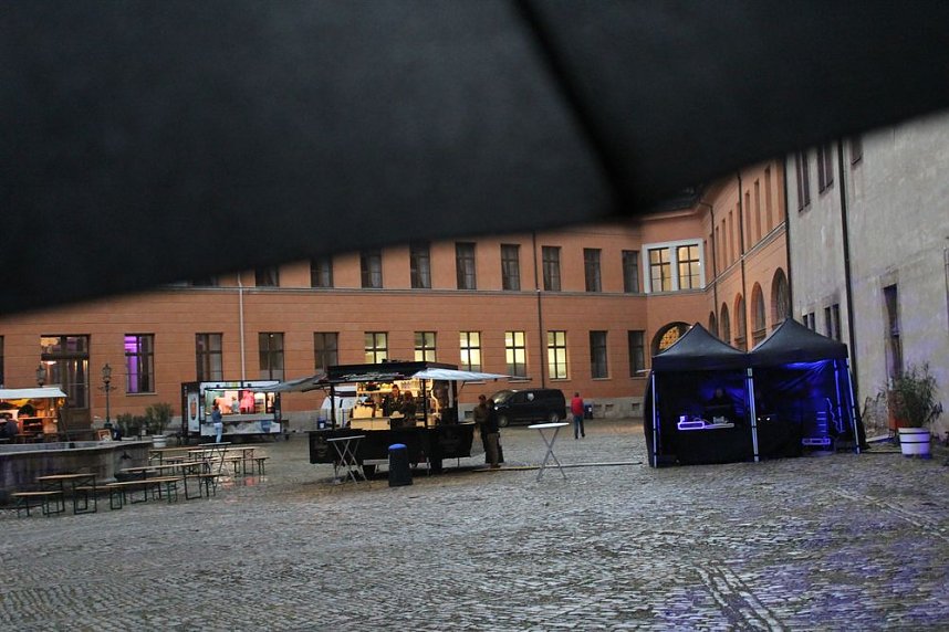 Feuchter Beginn beim Residenzfest